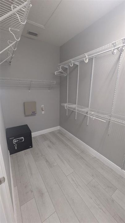 В аренду: $2,300 (3 спален, 2 ванн, 1776 Квадратных фут)