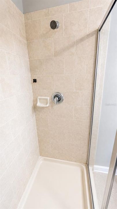 В аренду: $2,300 (3 спален, 2 ванн, 1776 Квадратных фут)