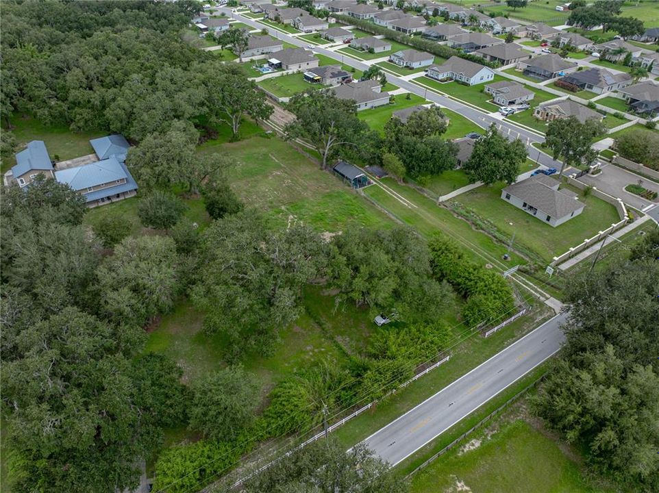 待售: $199,000 (0.92 acres)