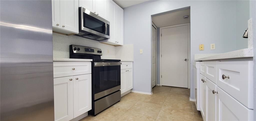For Sale: $243,000 (3 beds, 2 baths, 1364 Square Feet)
