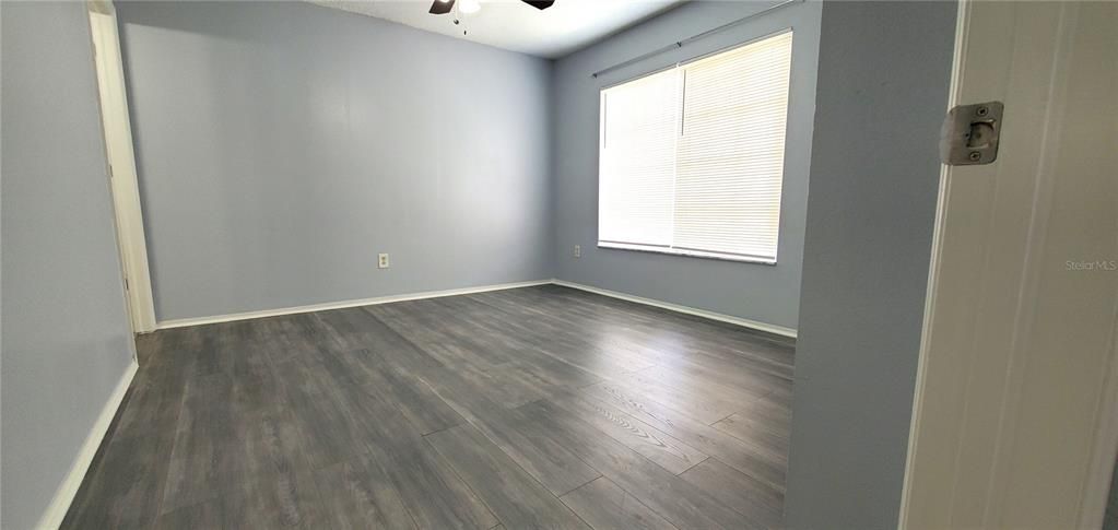 For Sale: $243,000 (3 beds, 2 baths, 1364 Square Feet)