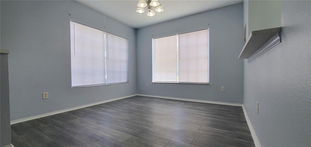 For Sale: $243,000 (3 beds, 2 baths, 1364 Square Feet)