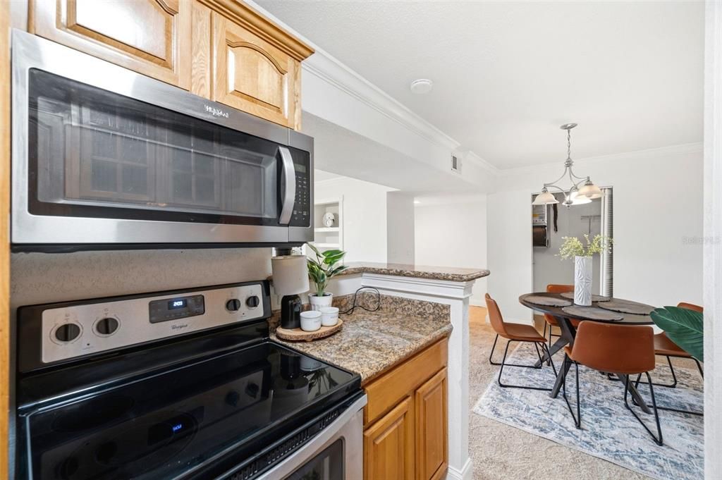 For Sale: $119,000 (1 beds, 1 baths, 705 Square Feet)