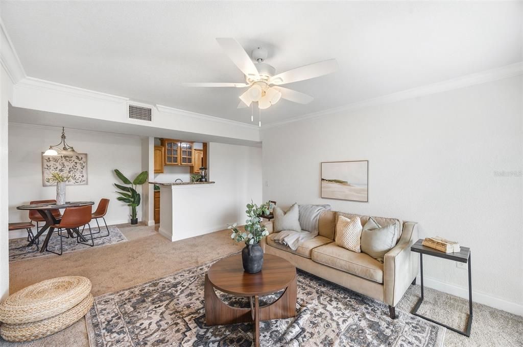 For Sale: $119,000 (1 beds, 1 baths, 705 Square Feet)