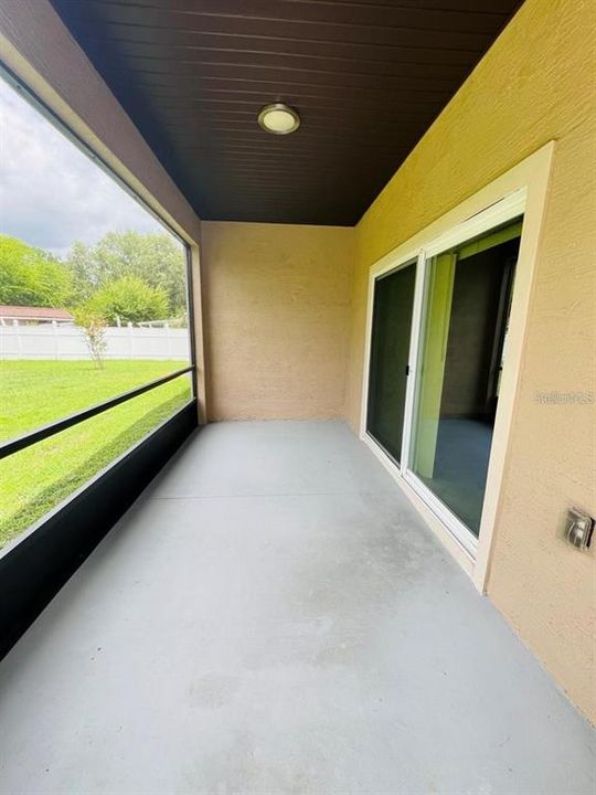 For Rent: $1,700 (3 beds, 2 baths, 1196 Square Feet)