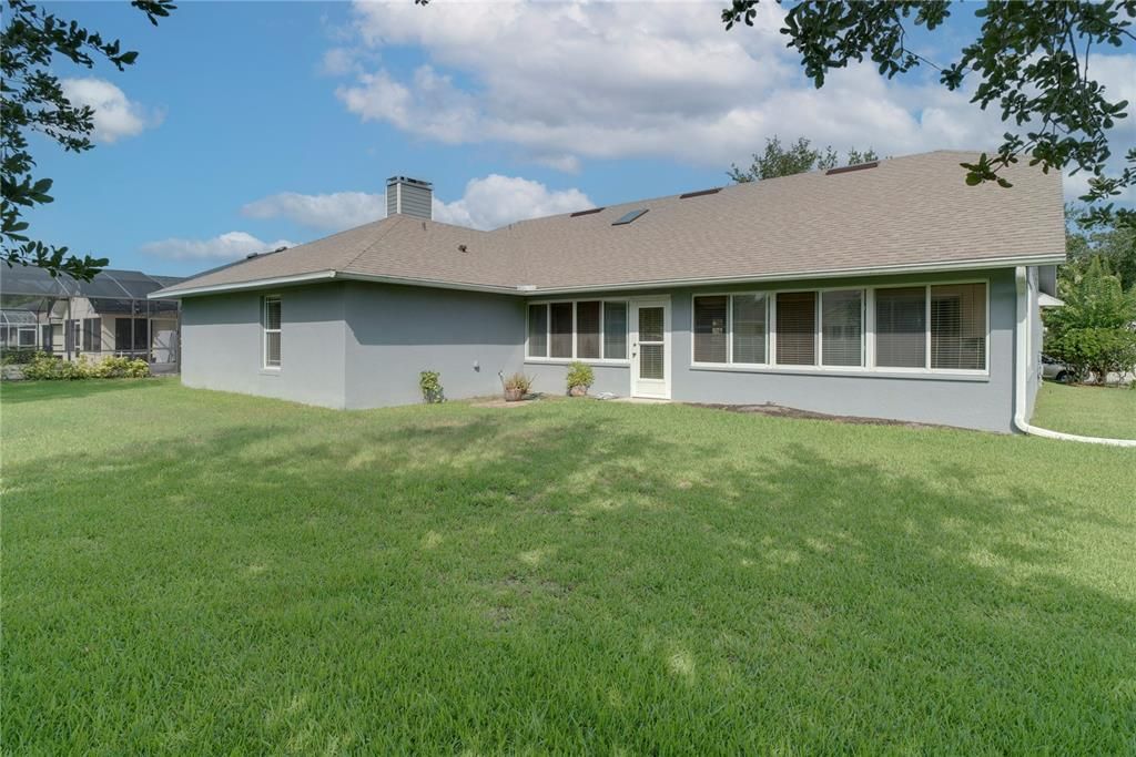 En Venta: $430,000 (3 camas, 2 baños, 2021 Pies cuadrados)