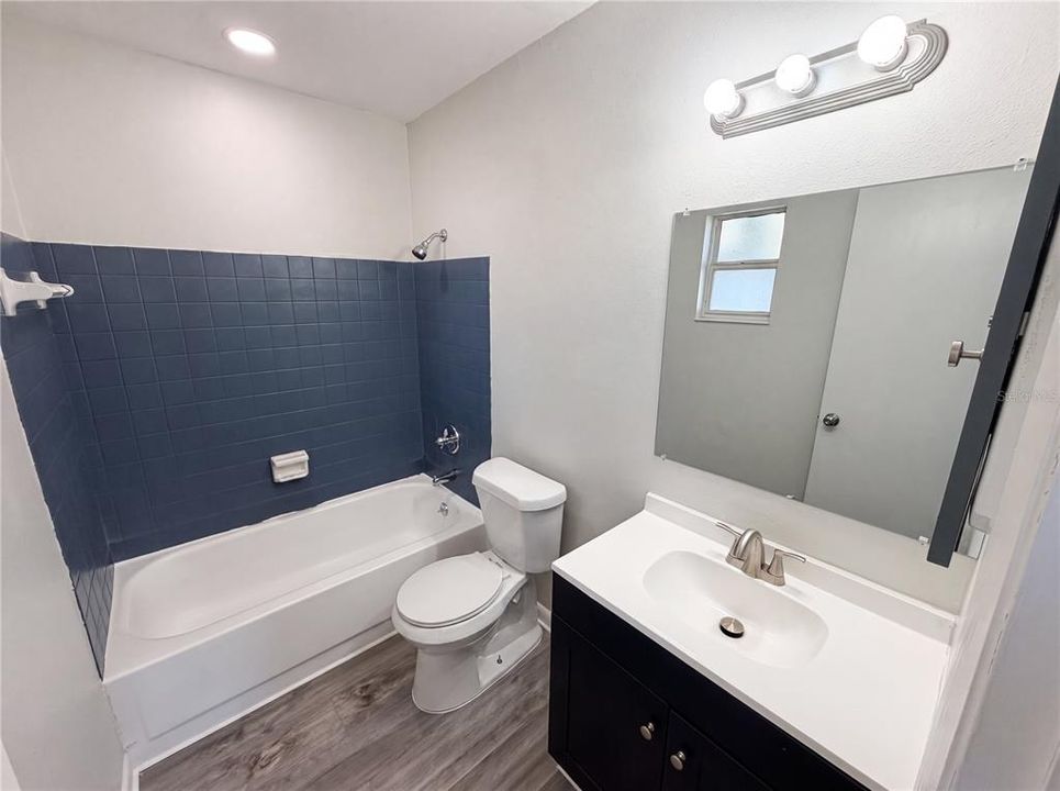 For Sale: $230,000 (2 beds, 2 baths, 1170 Square Feet)