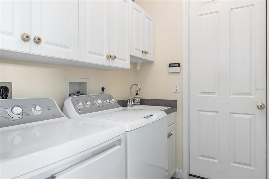 В аренду: $4,995 (4 спален, 4 ванн, 3677 Квадратных фут)