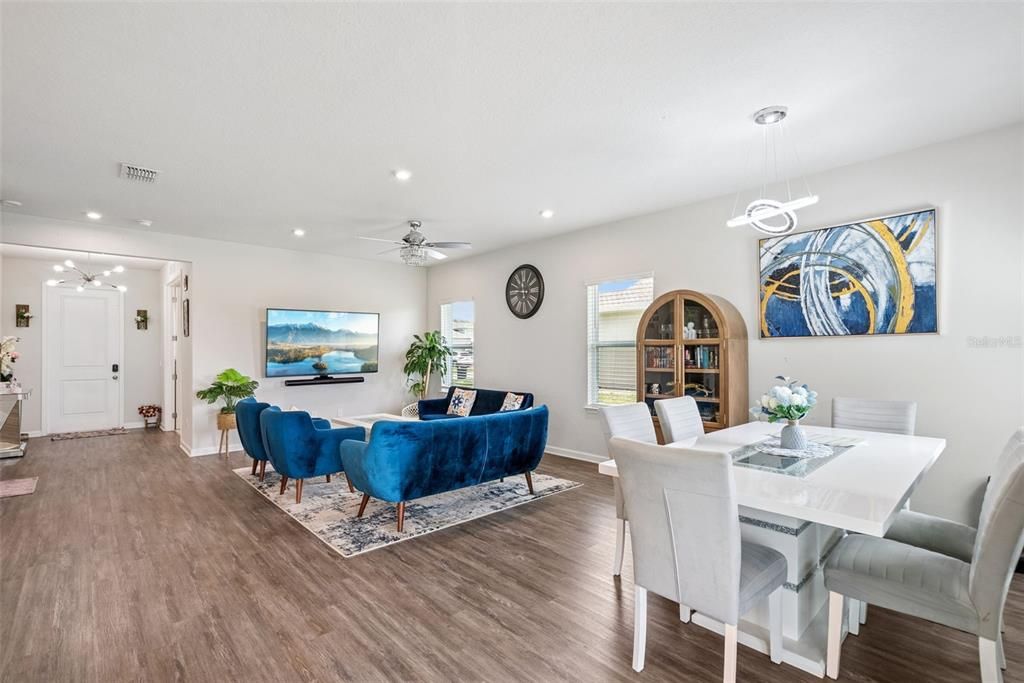 В аренду: $3,495 (5 спален, 3 ванн, 2721 Квадратных фут)