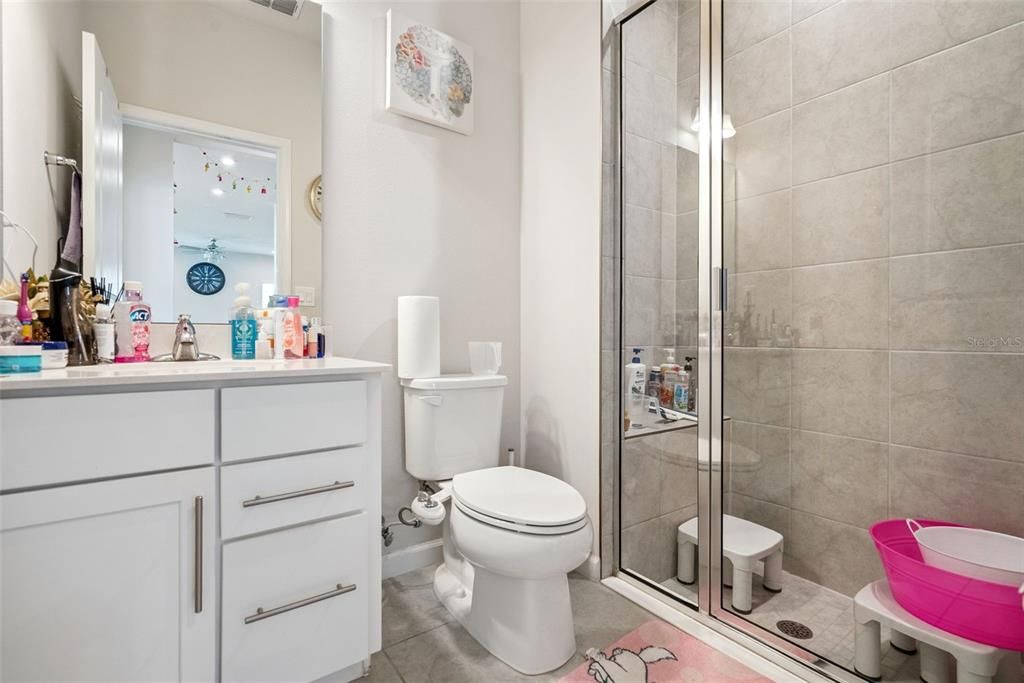 В аренду: $3,495 (5 спален, 3 ванн, 2721 Квадратных фут)