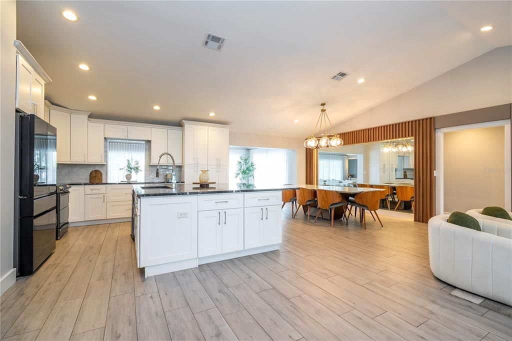 En Venta: $2,500,000 (3 camas, 2 baños, 2602 Pies cuadrados)