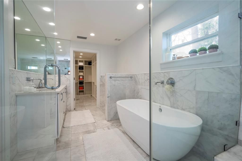 En Venta: $2,500,000 (3 camas, 2 baños, 2602 Pies cuadrados)