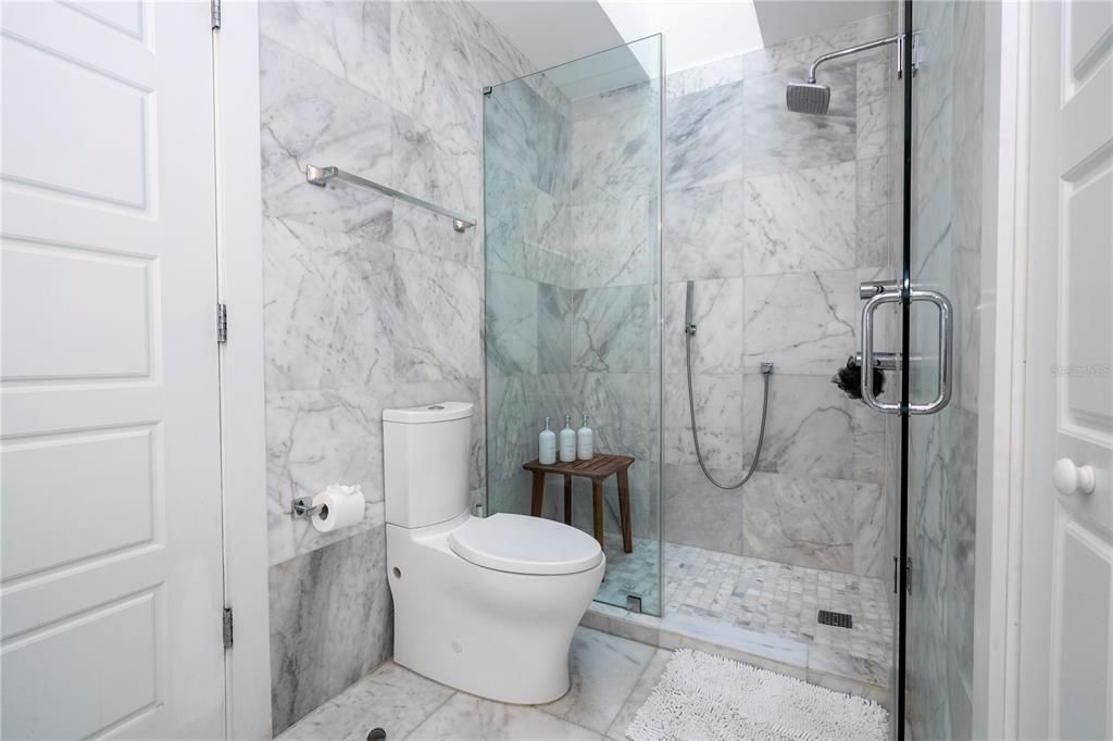 En Venta: $2,500,000 (3 camas, 2 baños, 2602 Pies cuadrados)