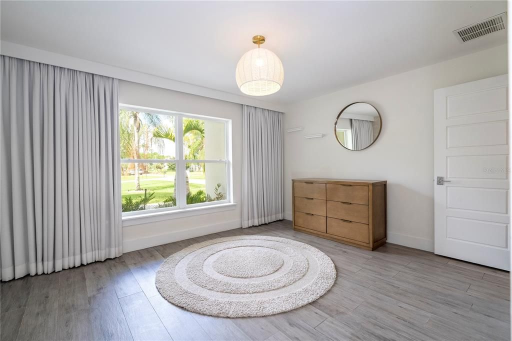 En Venta: $2,500,000 (3 camas, 2 baños, 2602 Pies cuadrados)