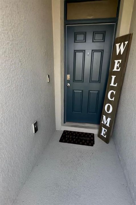 For Rent: $2,200 (3 beds, 2 baths, 1725 Square Feet)