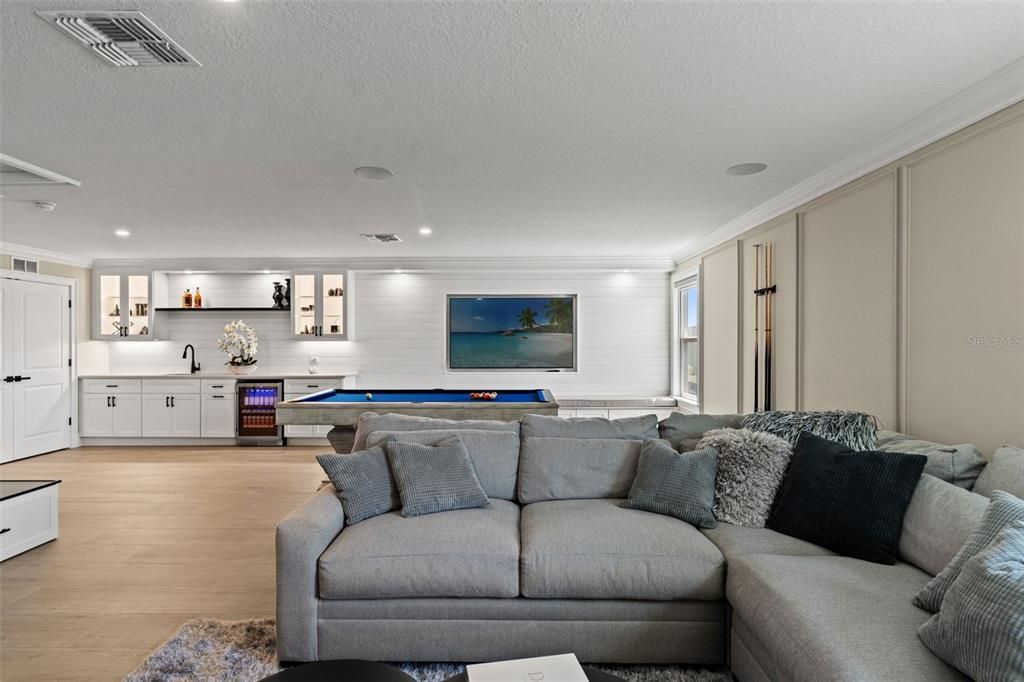En Venta: $1,540,000 (5 camas, 4 baños, 3984 Pies cuadrados)