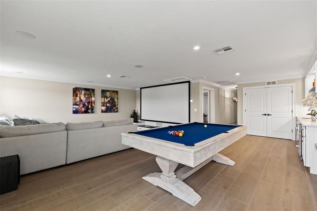 En Venta: $1,540,000 (5 camas, 4 baños, 3984 Pies cuadrados)
