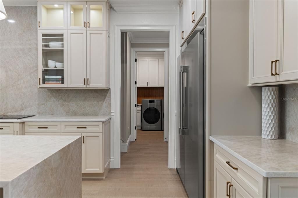 En Venta: $1,540,000 (5 camas, 4 baños, 3984 Pies cuadrados)