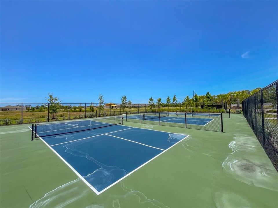 En Renta: $2,895 (4 camas, 2 baños, 1687 Pies cuadrados)