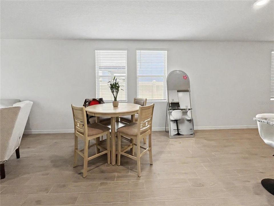En Renta: $2,895 (4 camas, 2 baños, 1687 Pies cuadrados)