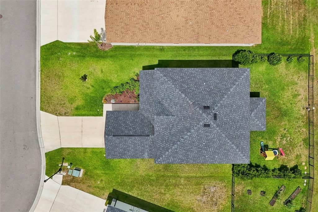На продажу: $534,900 (5 спален, 3 ванн, 3200 Квадратных фут)