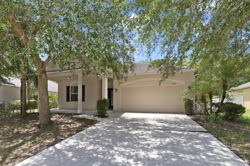 Active With Contract: $359,000 (3 beds, 2 baths, 1614 Square Feet)
