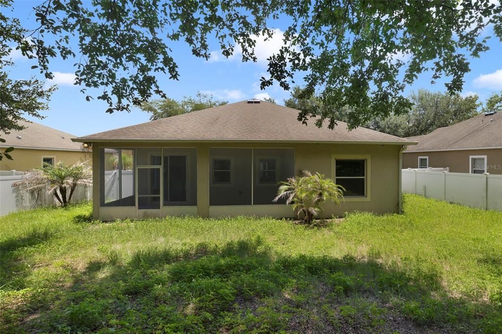 Active With Contract: $359,000 (3 beds, 2 baths, 1614 Square Feet)