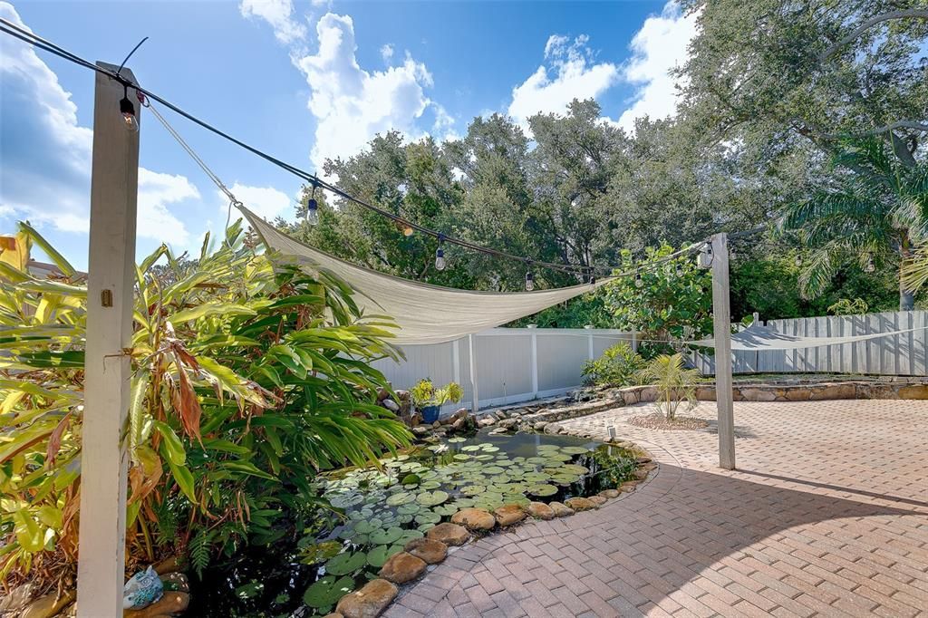 En Venta: $884,000 (3 camas, 2 baños, 2418 Pies cuadrados)