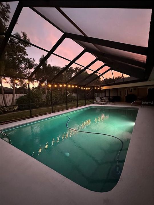 En Venta: $884,000 (3 camas, 2 baños, 2418 Pies cuadrados)