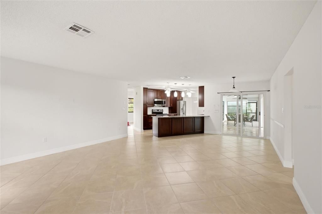 For Sale: $499,000 (3 beds, 2 baths, 2213 Square Feet)