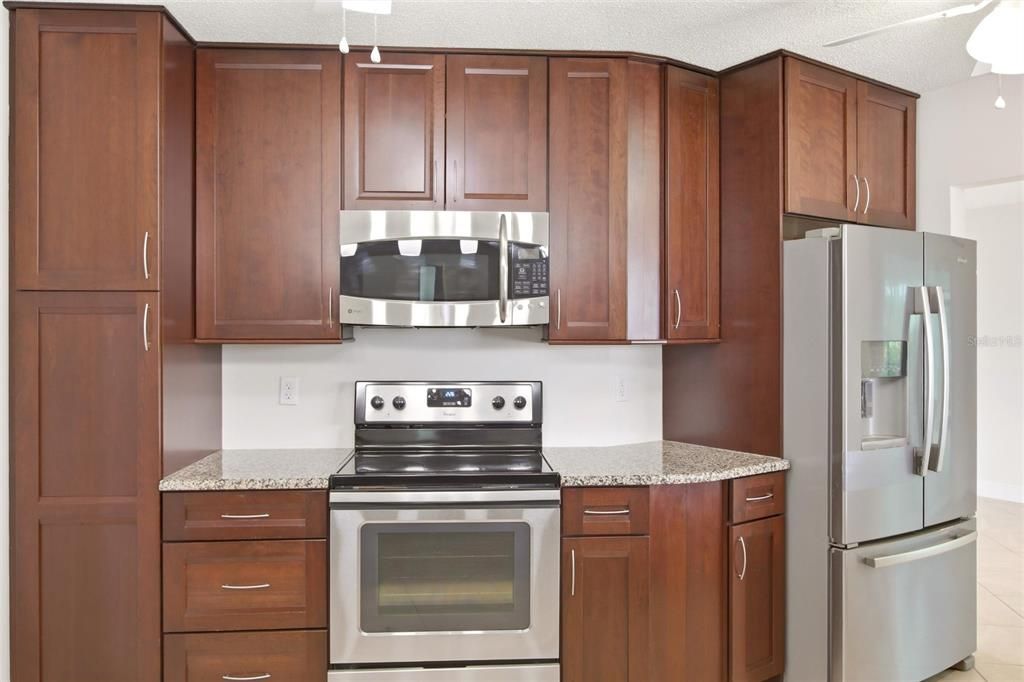 For Sale: $499,000 (3 beds, 2 baths, 2213 Square Feet)