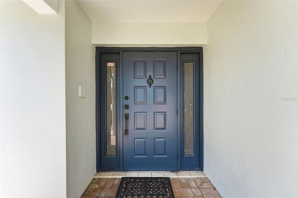 For Sale: $575,000 (3 beds, 3 baths, 2095 Square Feet)