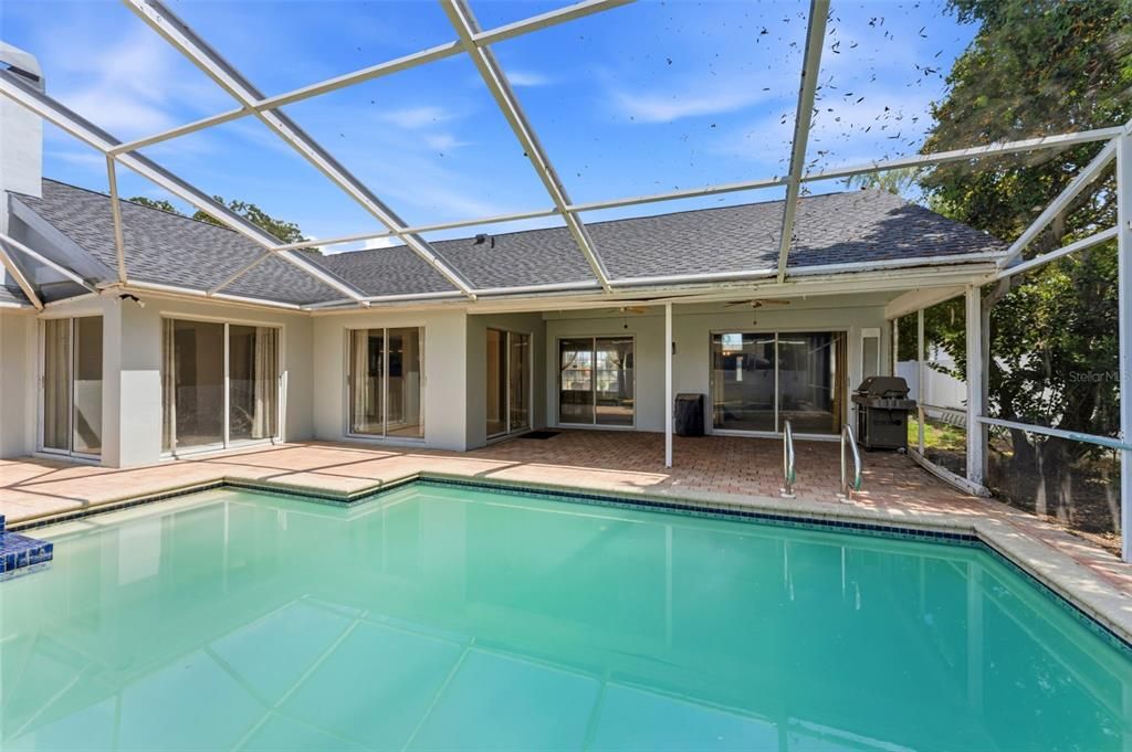 For Sale: $575,000 (3 beds, 3 baths, 2095 Square Feet)