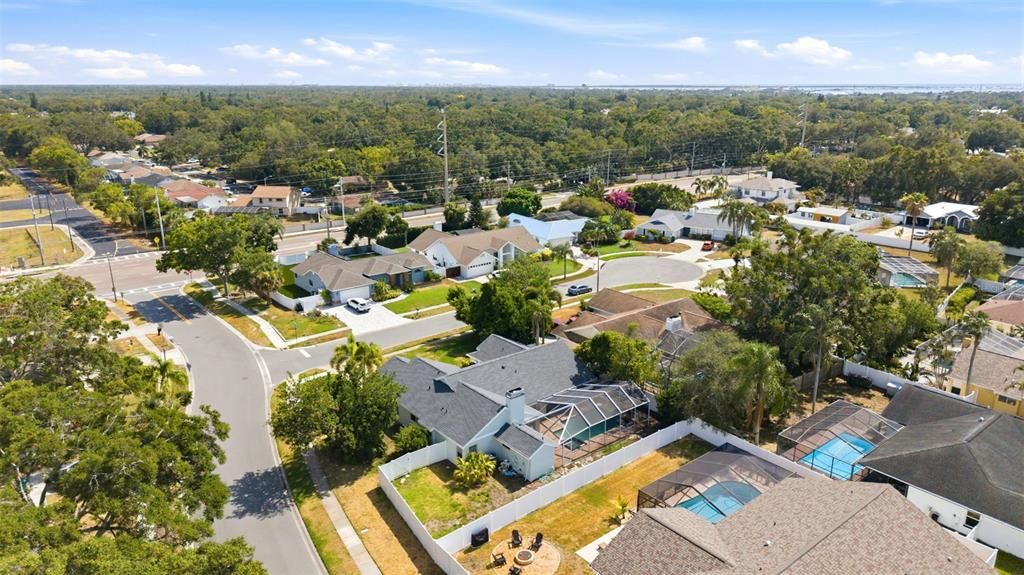 For Sale: $575,000 (3 beds, 3 baths, 2095 Square Feet)
