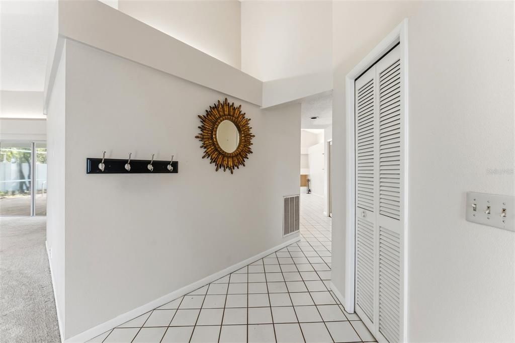 For Sale: $575,000 (3 beds, 3 baths, 2095 Square Feet)