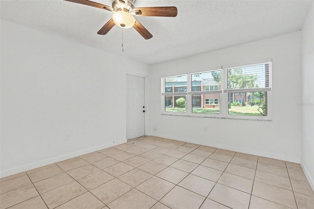 En Venta: $139,000 (2 camas, 1 baños, 900 Pies cuadrados)