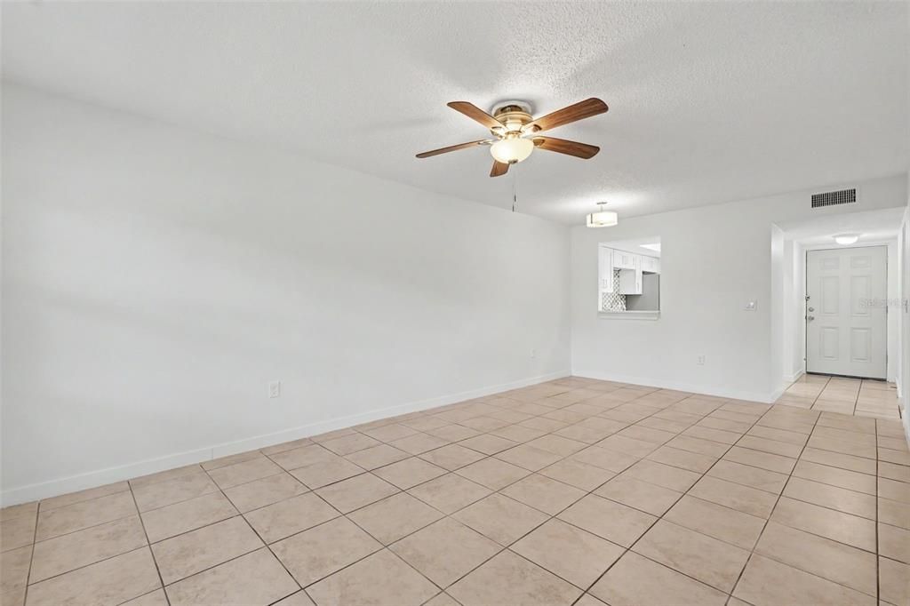 En Venta: $139,000 (2 camas, 1 baños, 900 Pies cuadrados)