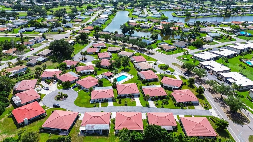 На продажу: $230,000 (2 спален, 2 ванн, 1640 Квадратных фут)