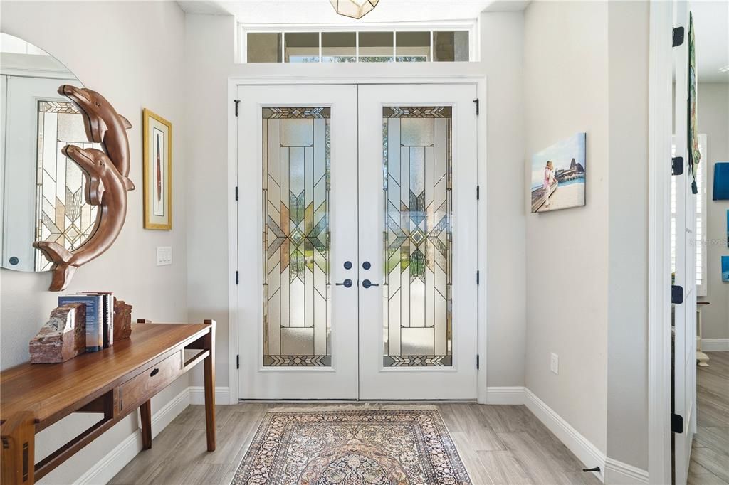 Activo con contrato: $765,000 (4 camas, 3 baños, 3156 Pies cuadrados)
