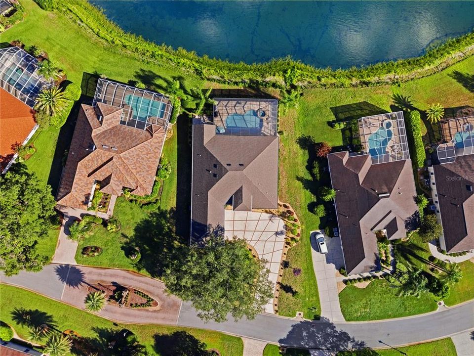 Activo con contrato: $765,000 (4 camas, 3 baños, 3156 Pies cuadrados)