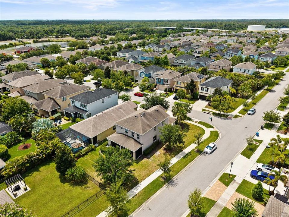 На продажу: $424,999 (4 спален, 2 ванн, 2381 Квадратных фут)