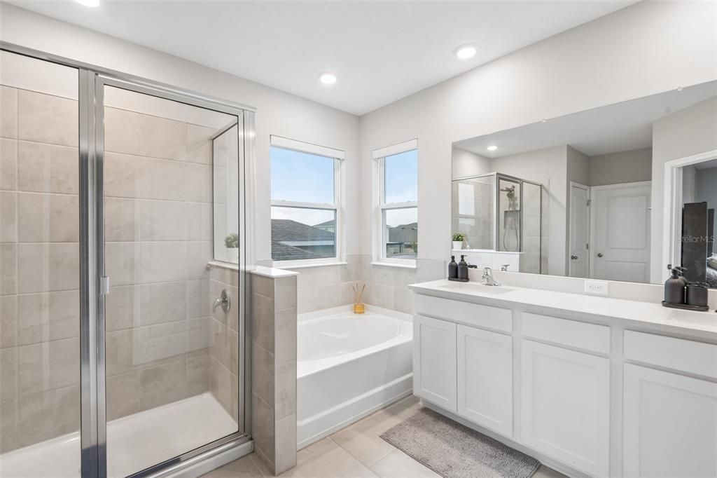 For Sale: $559,999 (4 beds, 3 baths, 3278 Square Feet)