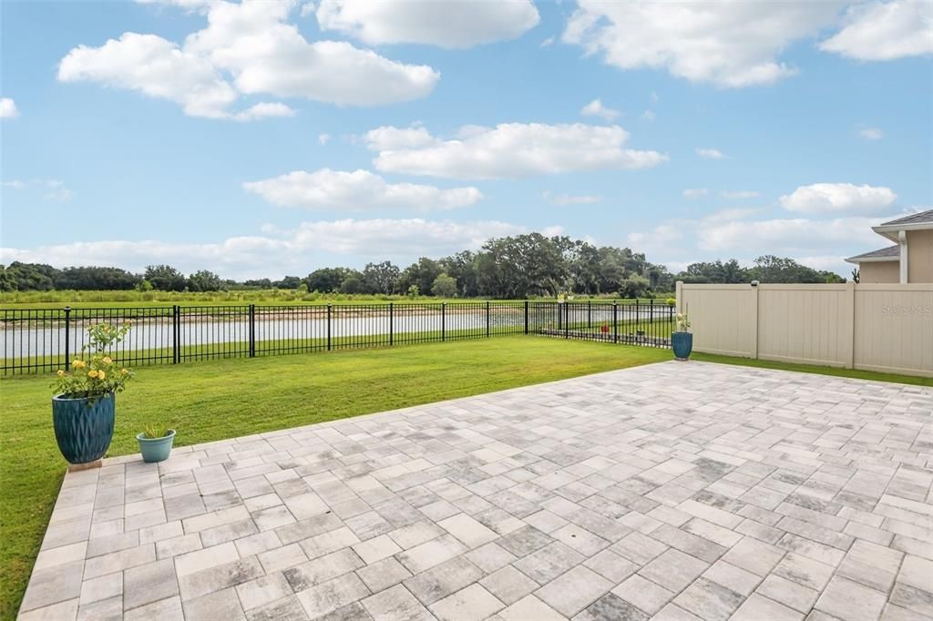 For Sale: $559,999 (4 beds, 3 baths, 3278 Square Feet)