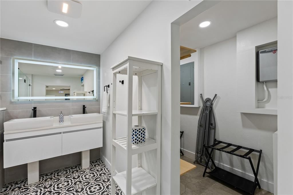 En Venta: $524,999 (4 camas, 2 baños, 1553 Pies cuadrados)
