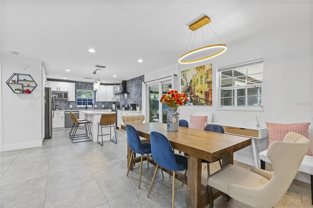 En Venta: $524,999 (4 camas, 2 baños, 1553 Pies cuadrados)