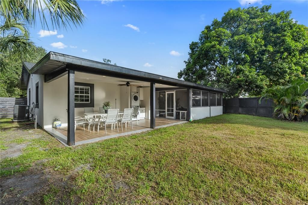 En Venta: $524,999 (4 camas, 2 baños, 1553 Pies cuadrados)