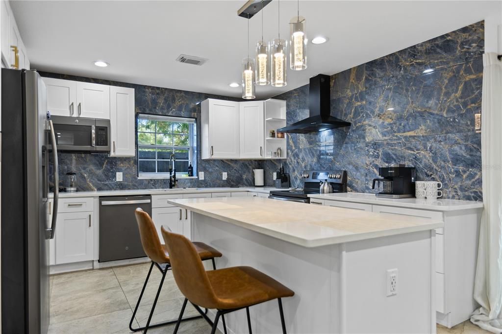 En Venta: $524,999 (4 camas, 2 baños, 1553 Pies cuadrados)