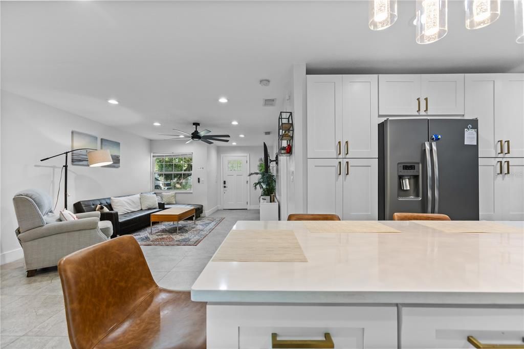 En Venta: $524,999 (4 camas, 2 baños, 1553 Pies cuadrados)