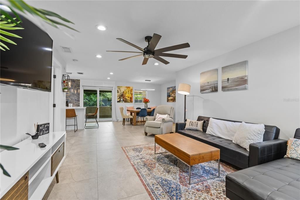 En Venta: $524,999 (4 camas, 2 baños, 1553 Pies cuadrados)