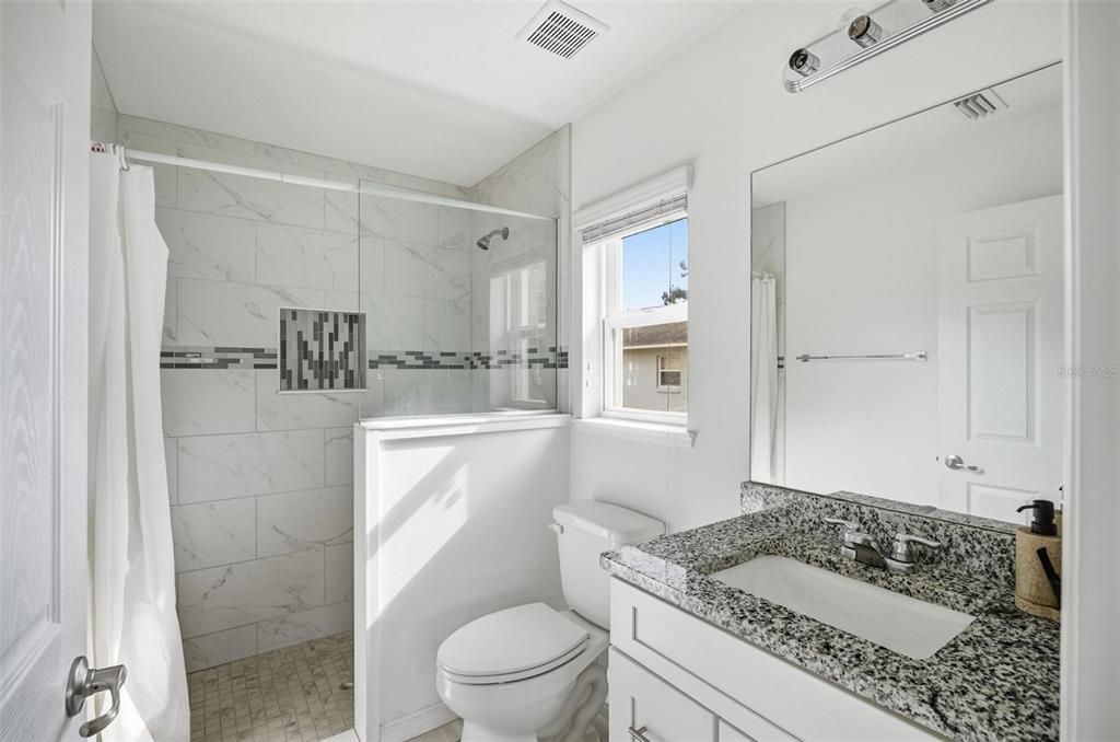 В аренду: $1,795 (3 спален, 2 ванн, 1369 Квадратных фут)